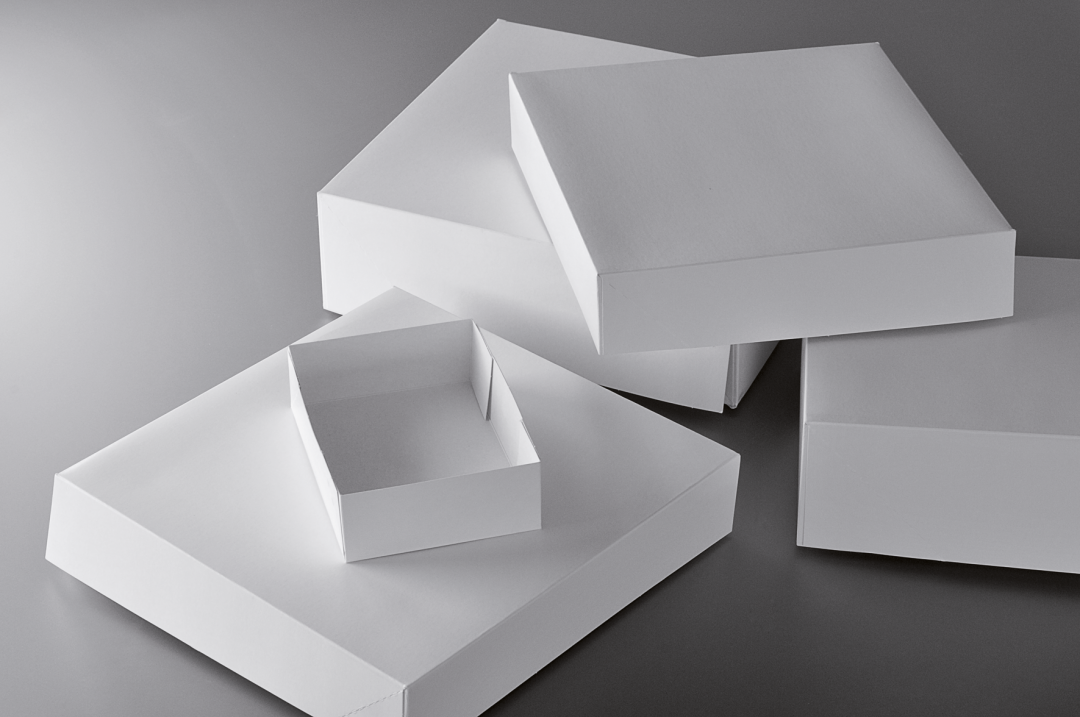 Boîte Pâtissière Blanche 20x20x5 cm en Carton – Colis de 50